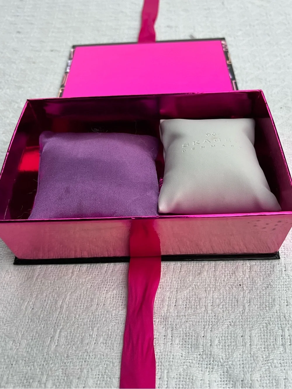 VICTORIA'S SECRET GIFT BAG and BOX BUNDLE
